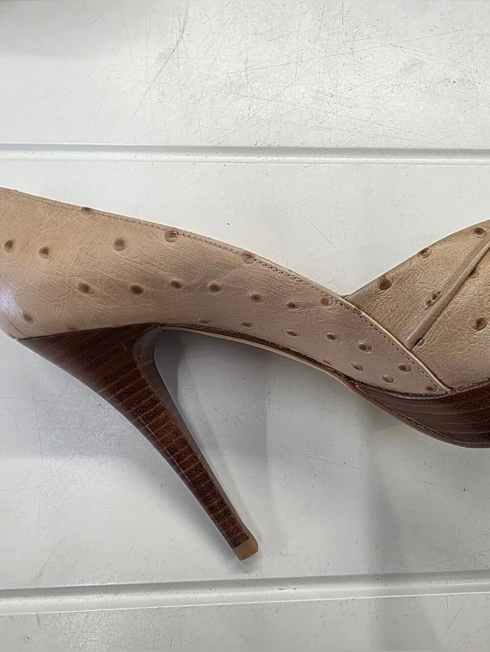 STUART WEITZMAN LEATHER HEELS Beige Peep-Toe Platform Heels - Women